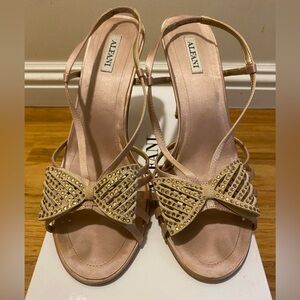 Alfani Woman’s Shoes Heels Rhinestone Bow Size 10 Gold Light Gold Rose Gold